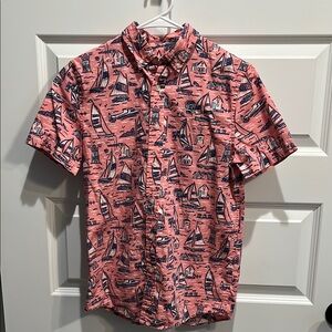 Vineyard vines button up shirt